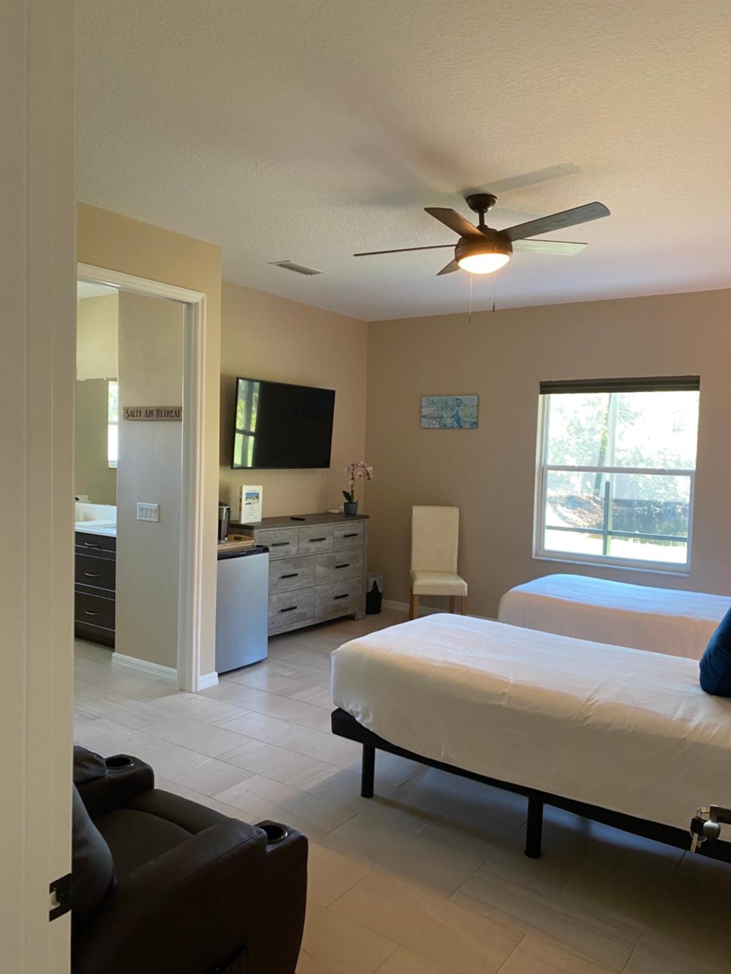 Short Term Vacation Rental Luxury B&B Cth Englewood Dış mekan fotoğraf